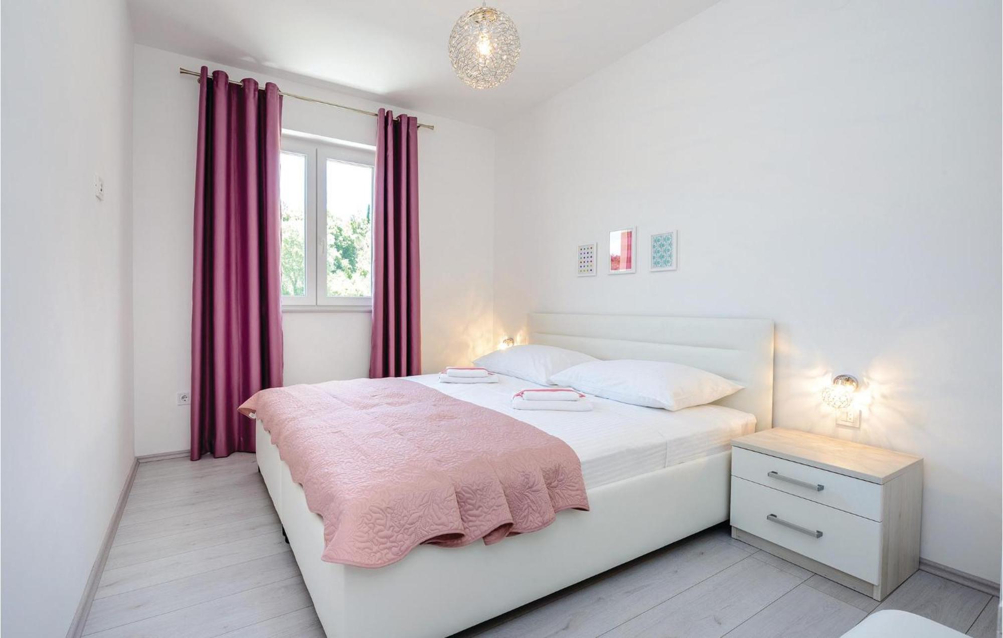 Amazing Apartment In Cavtat With House Sea View Eksteriør bilde