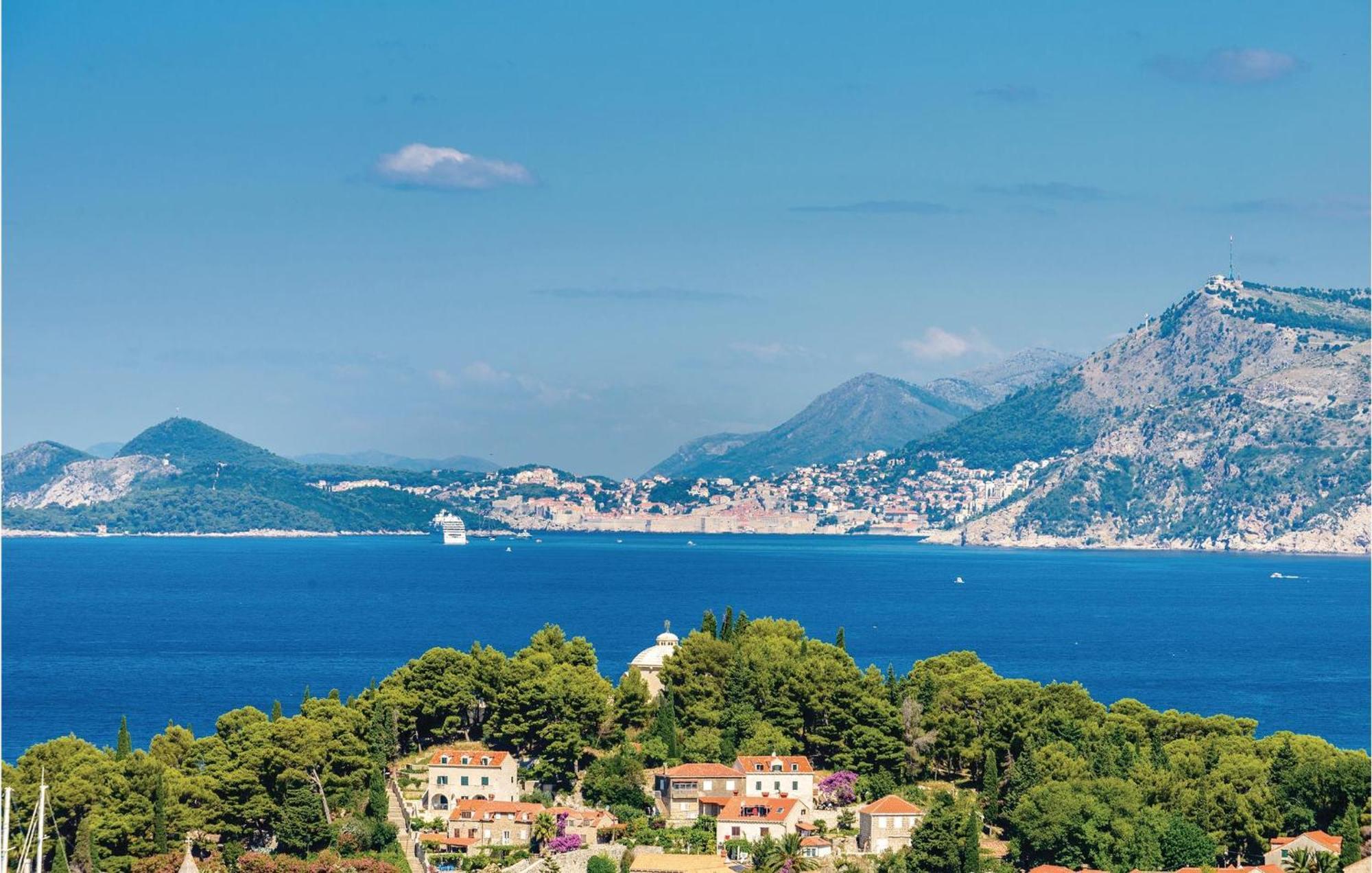 Amazing Apartment In Cavtat With House Sea View Eksteriør bilde