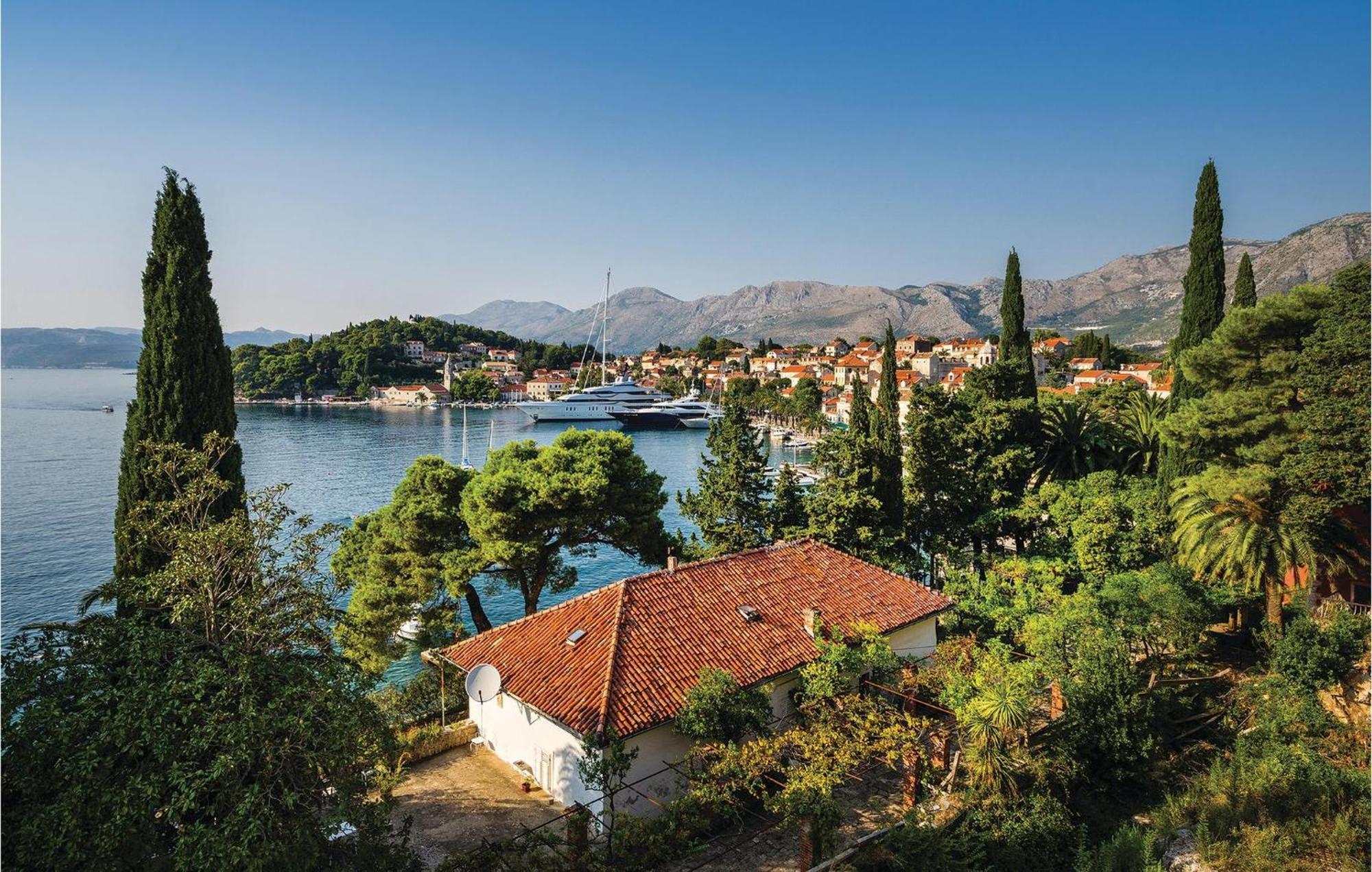 Amazing Apartment In Cavtat With House Sea View Eksteriør bilde